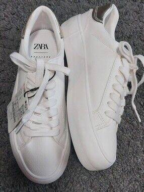 New ZARA Sneakers size 6